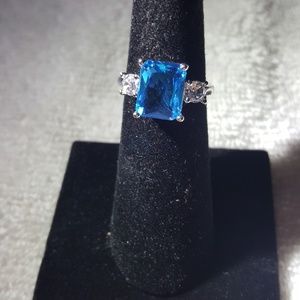 Blue Topaz Gemstone & CZ Fashion Ring SZ 6.5 NEW